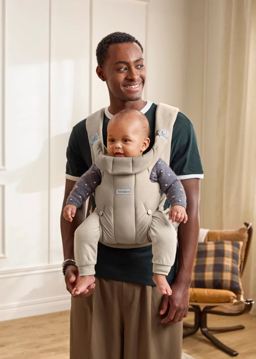 BabyBjörn Baby Carrier Hold- Strolleria