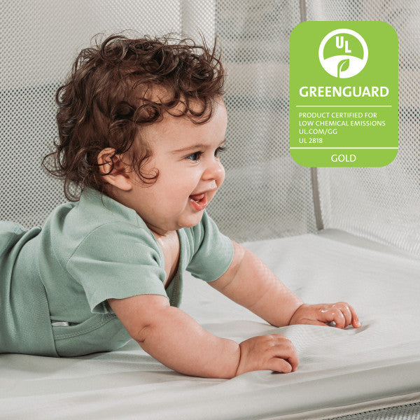 Chicco Alfa Lite Lightweight Travel Playard- Strolleria