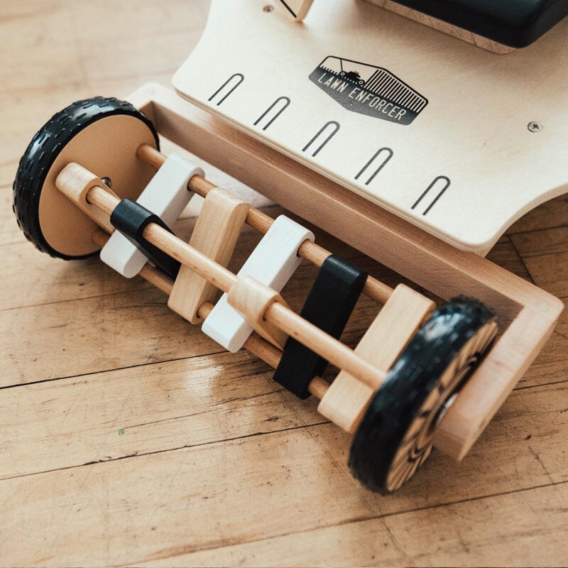 Wonder and Wise Lawn Enforcer