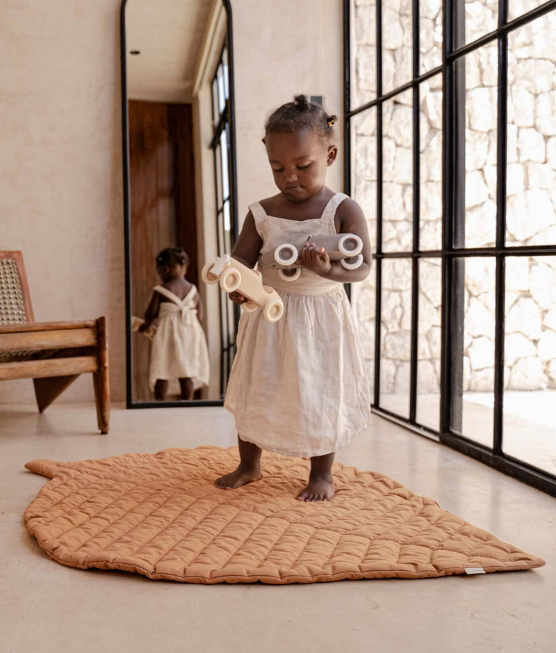 Toddlekind USA Leaf Mat in Camel