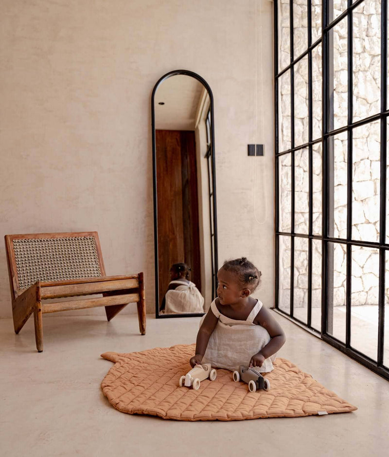 Toddlekind USA Leaf Mat in Camel