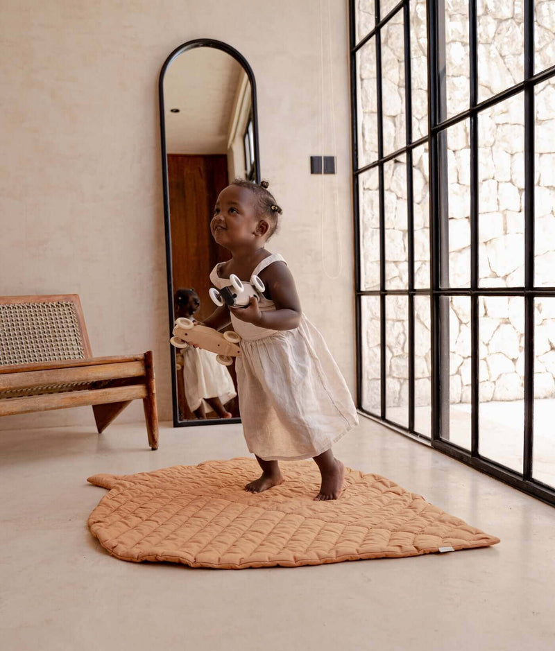 Toddlekind USA Leaf Mat in Camel