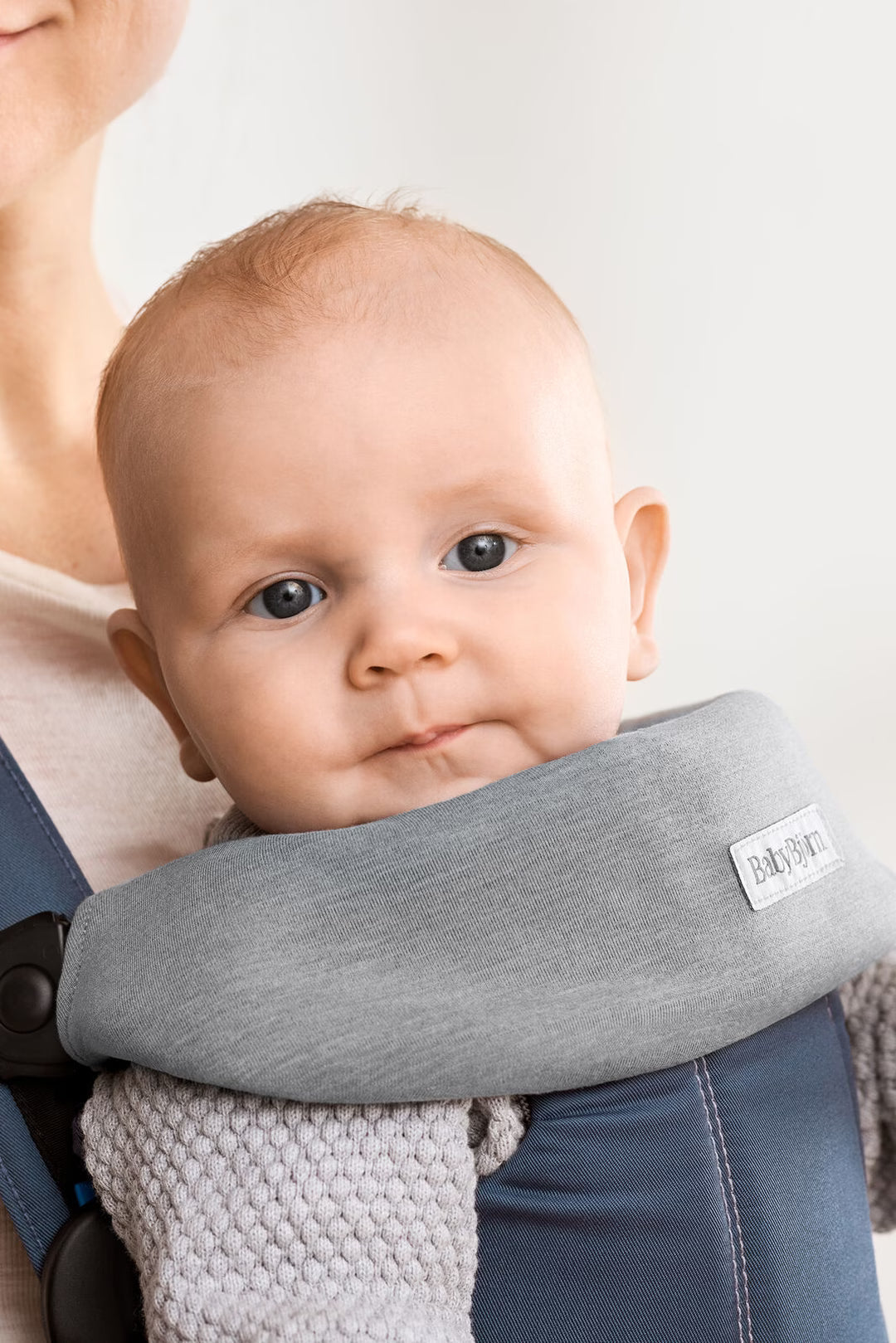 BabyBjorn Bib for Baby Carrier Mini & Free- Strolleria