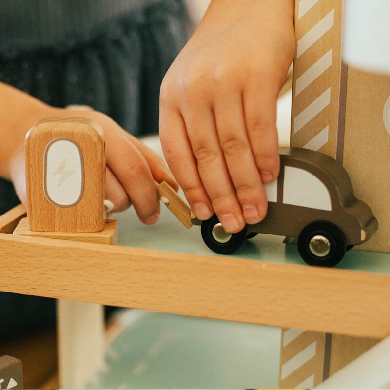 Wonder and Wise Little Tot Parking Lot