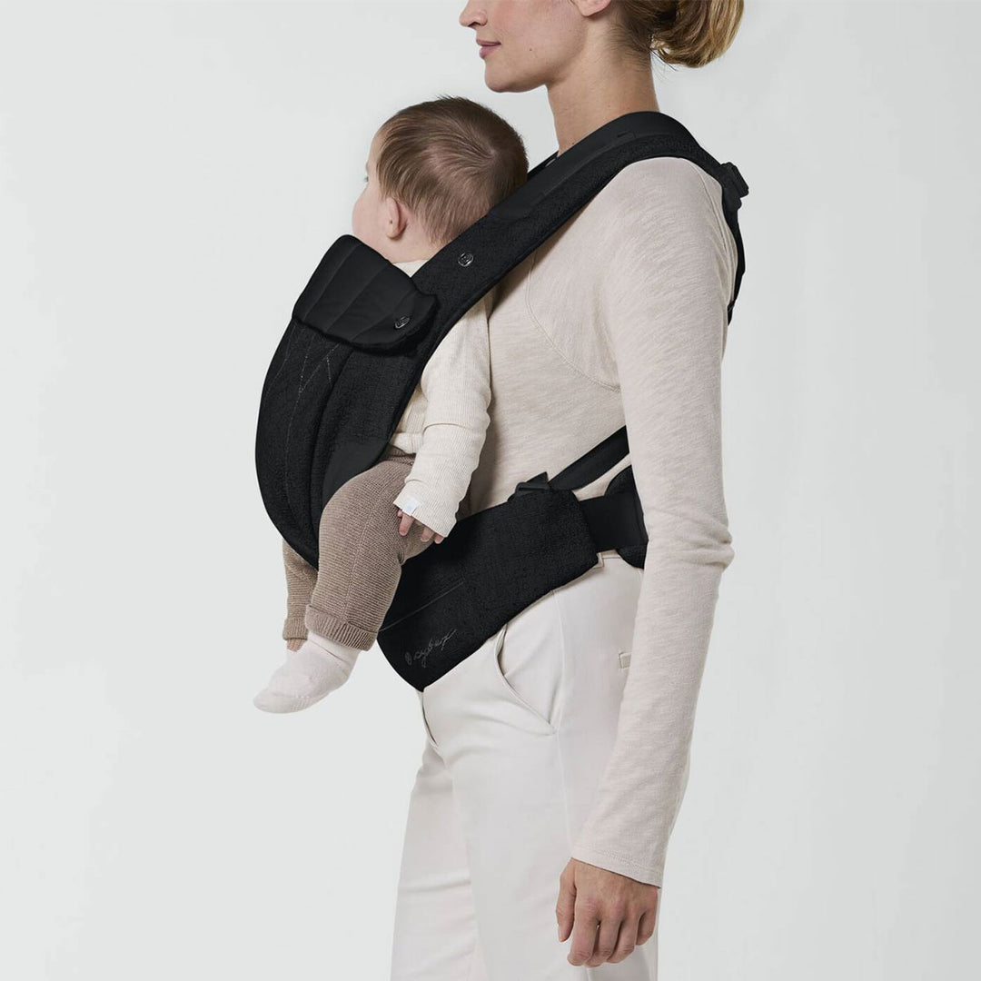 Cybex Coya Carrier Bouclé