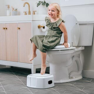 Chicco Single Step Stool- Strolleria