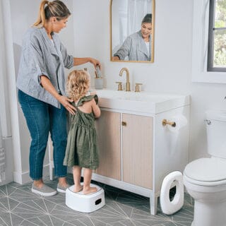 Chicco Single Step Stool- Strolleria