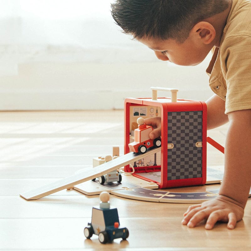 Wonder and Wise Take with Me Garage