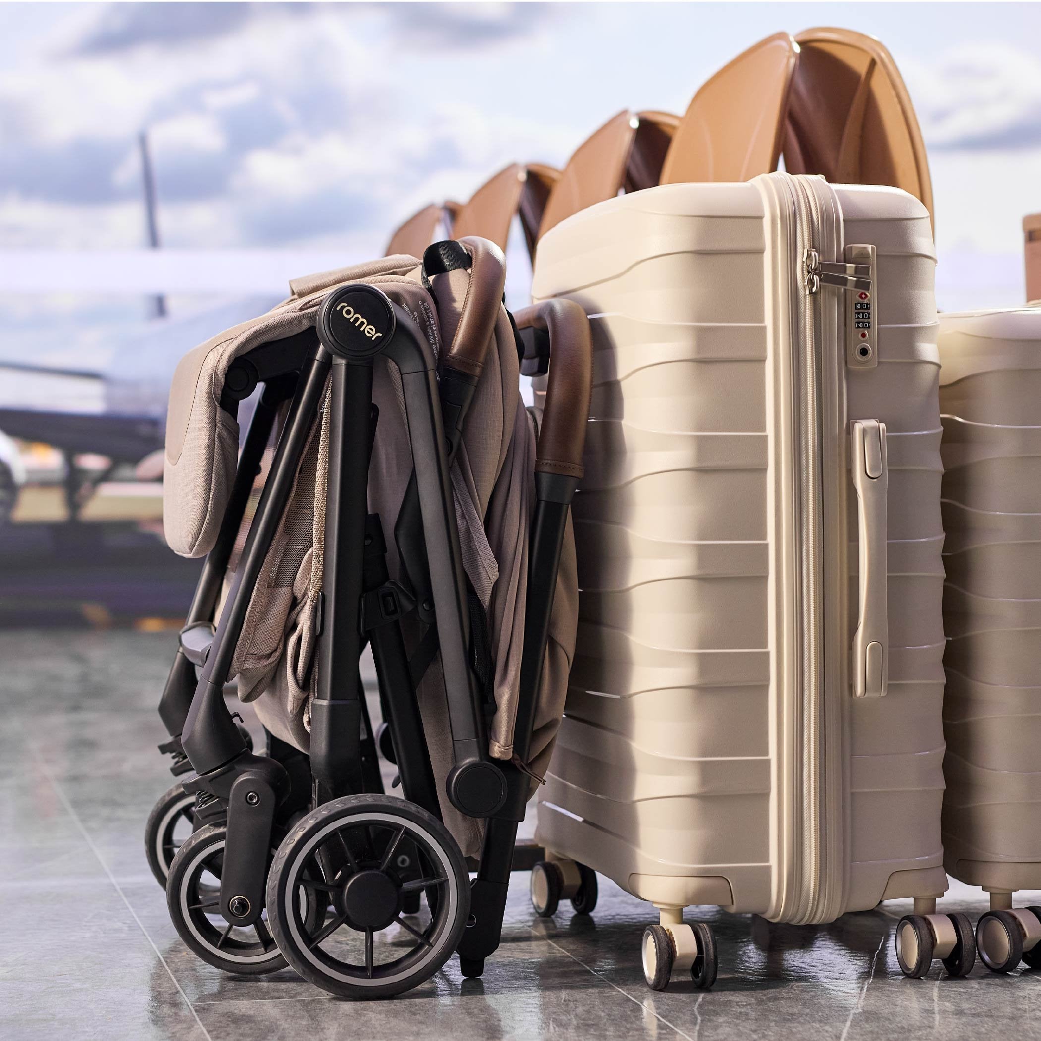 Romer Lani Lightweight and Ultra-Compact Travel Stroller- Strolleria