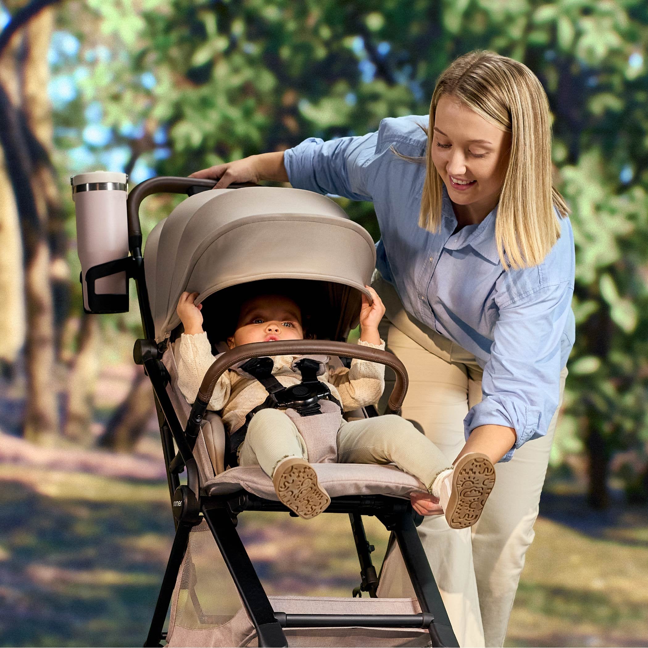 Romer Lani Lightweight and Ultra-Compact Travel Stroller- Strolleria