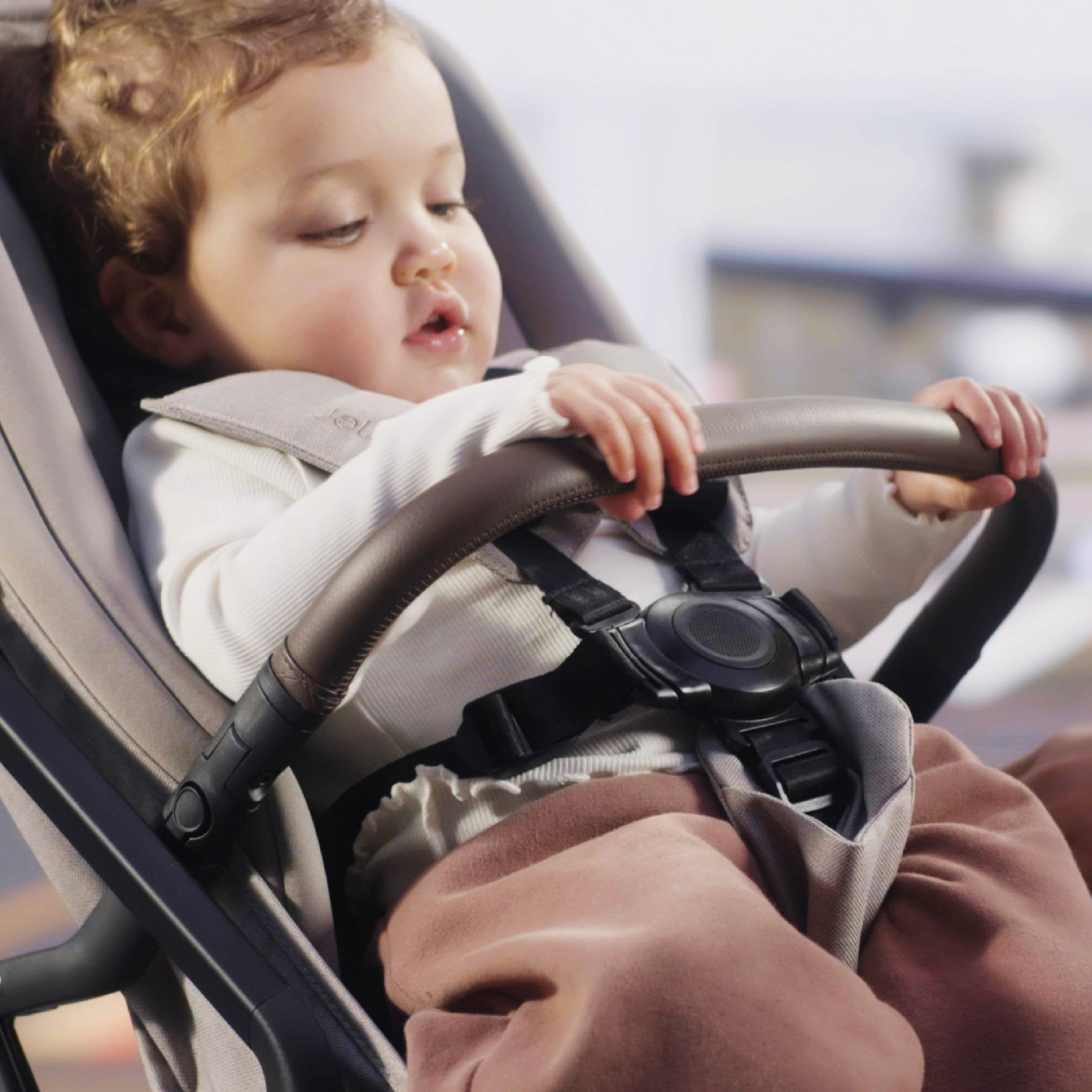 Romer Lani Lightweight and Ultra-Compact Travel Stroller- Strolleria