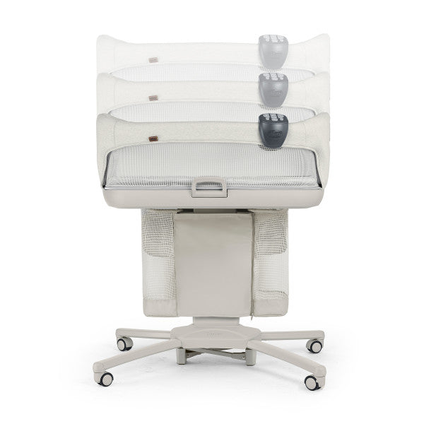 Chicco Close to You 3-in-1 Bedside Bassinet- Strolleria