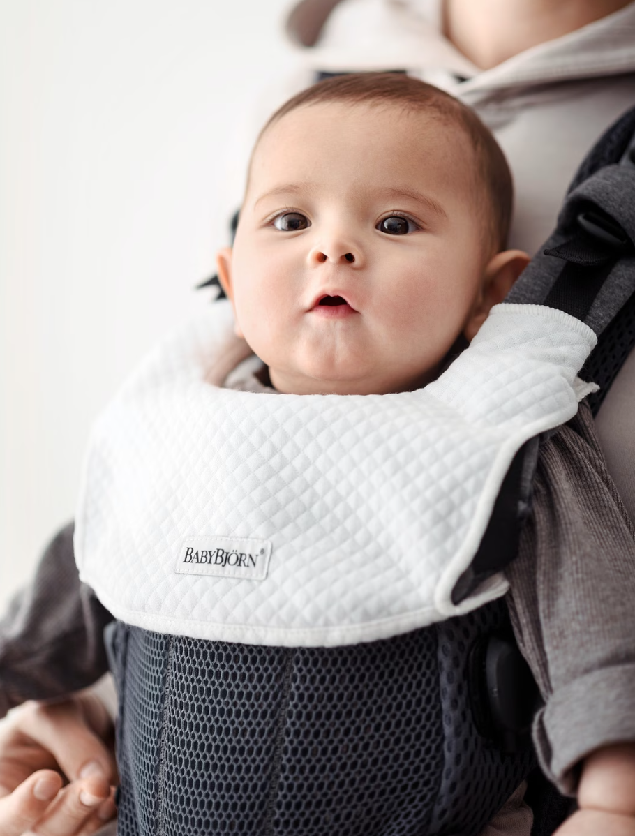 BabyBjörn Bib for Baby Carrier Harmony- Strolleria