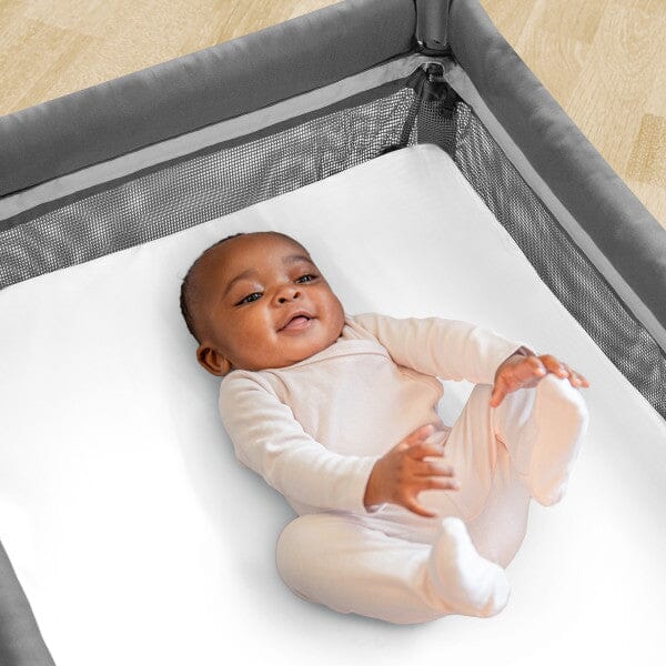 Chicco Dash Playard Sheets - White Stripe- Strolleria
