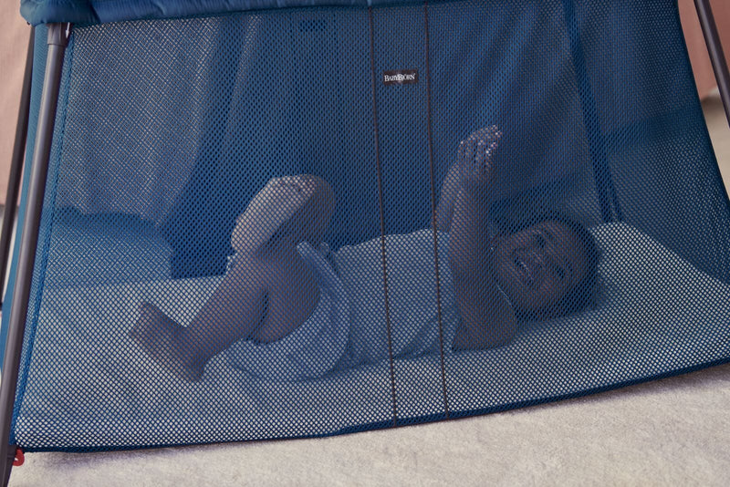 BabyBjörn Travel Crib Light