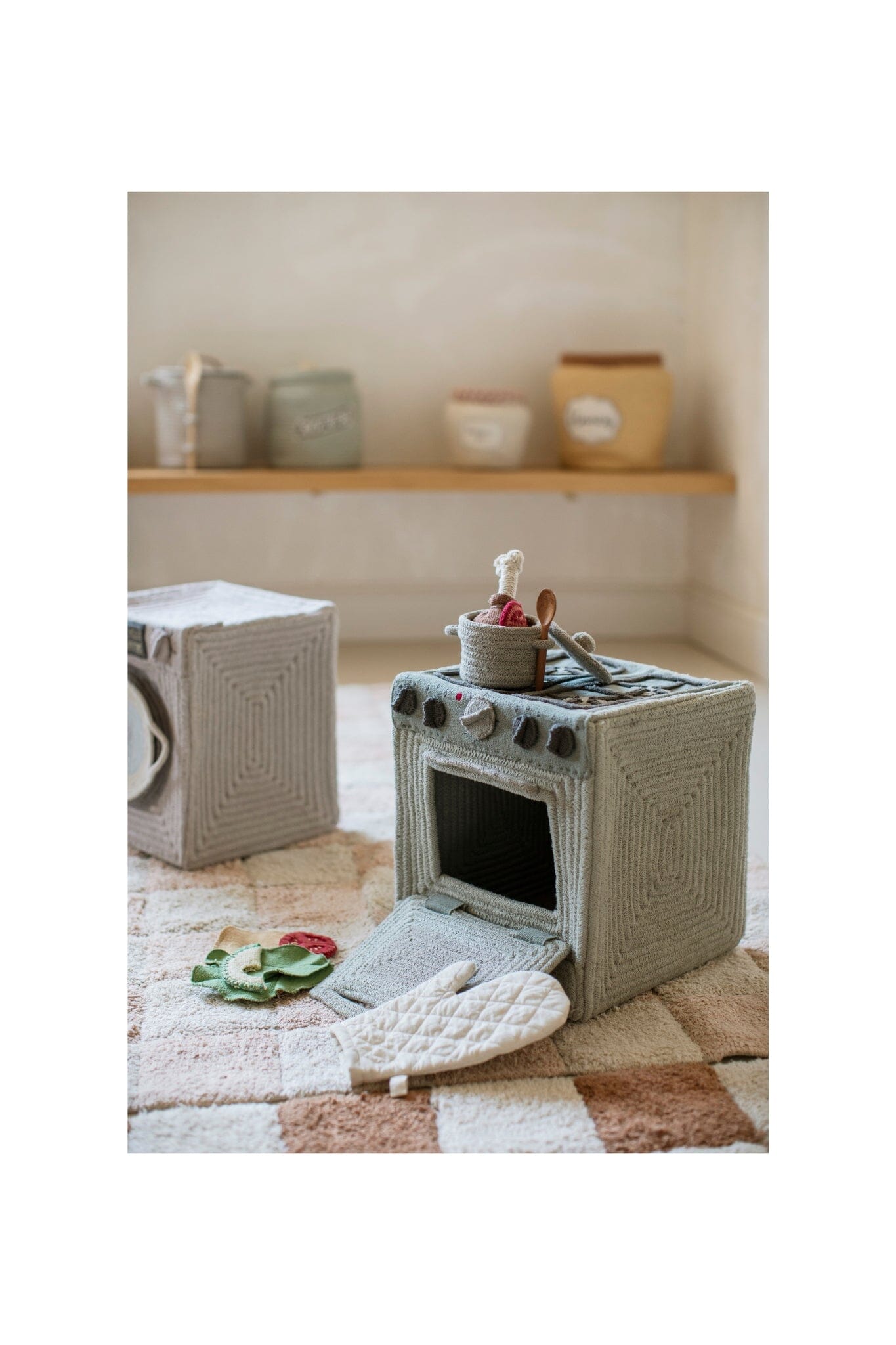 Lorena Canals - Play Kitchen & Basket- Strolleria
