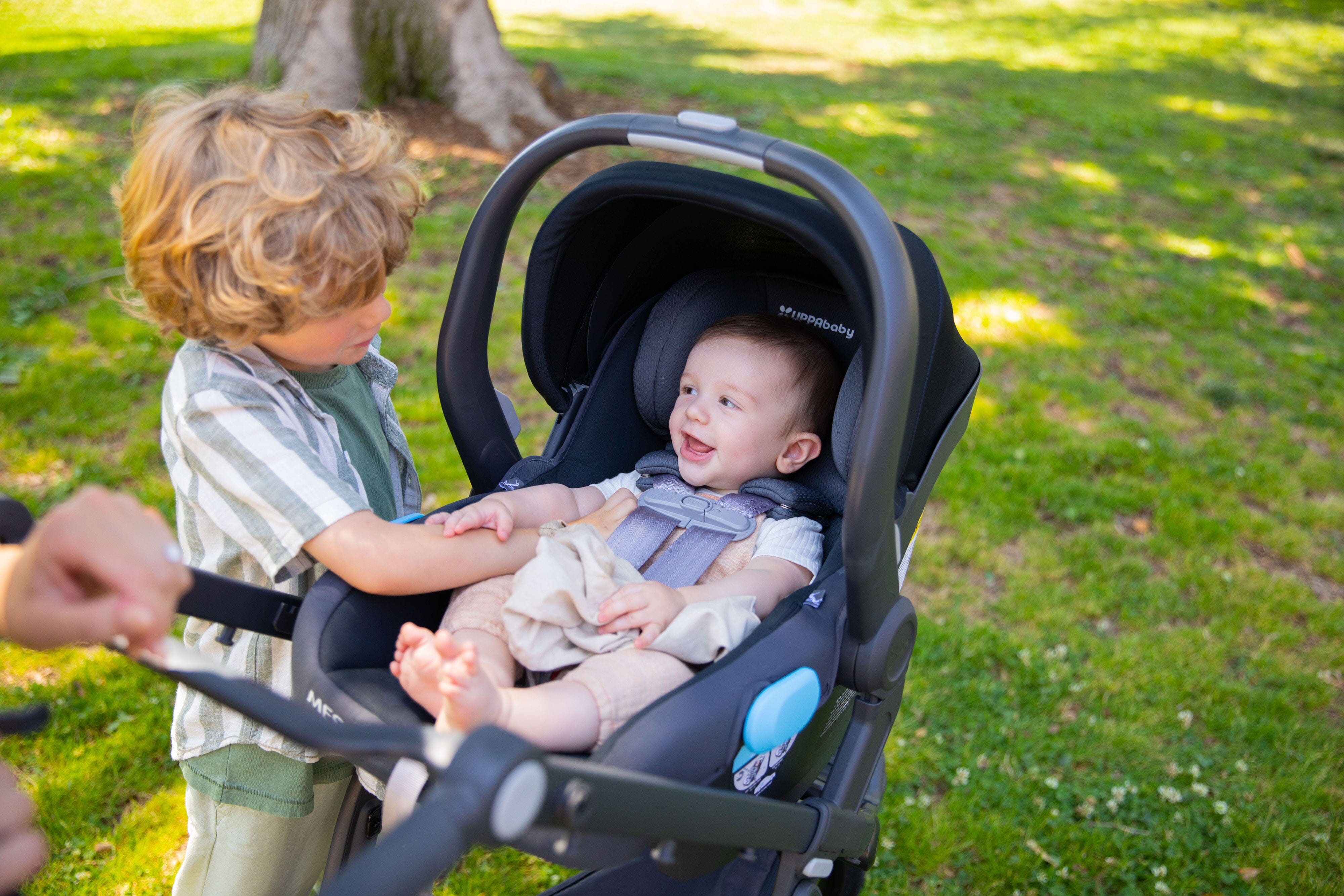 uppababy ridge with mesa UPPAbaby Car Seat and Bassinet Adapter for Ridge