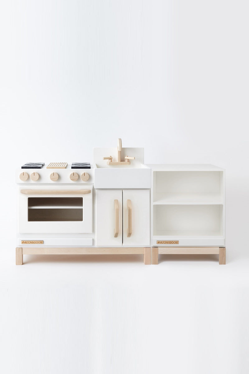 Milton & Goose Essential Play Kitchen with Countertop White Front